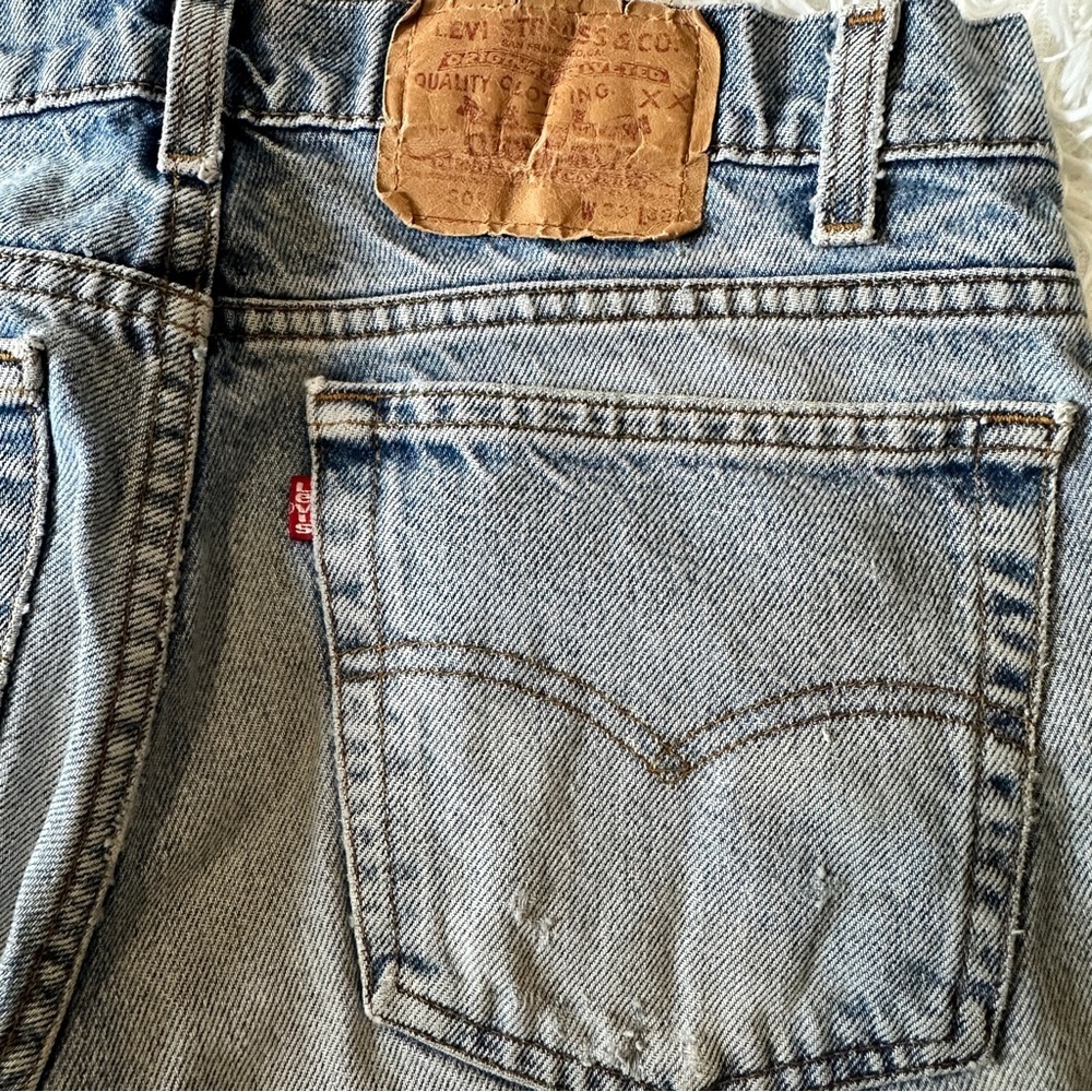 Vintage 80s Levi’s 505 USA Made Zip Fly Straight Leg Distressed Jeans 33x32 - Picture 2 of 13